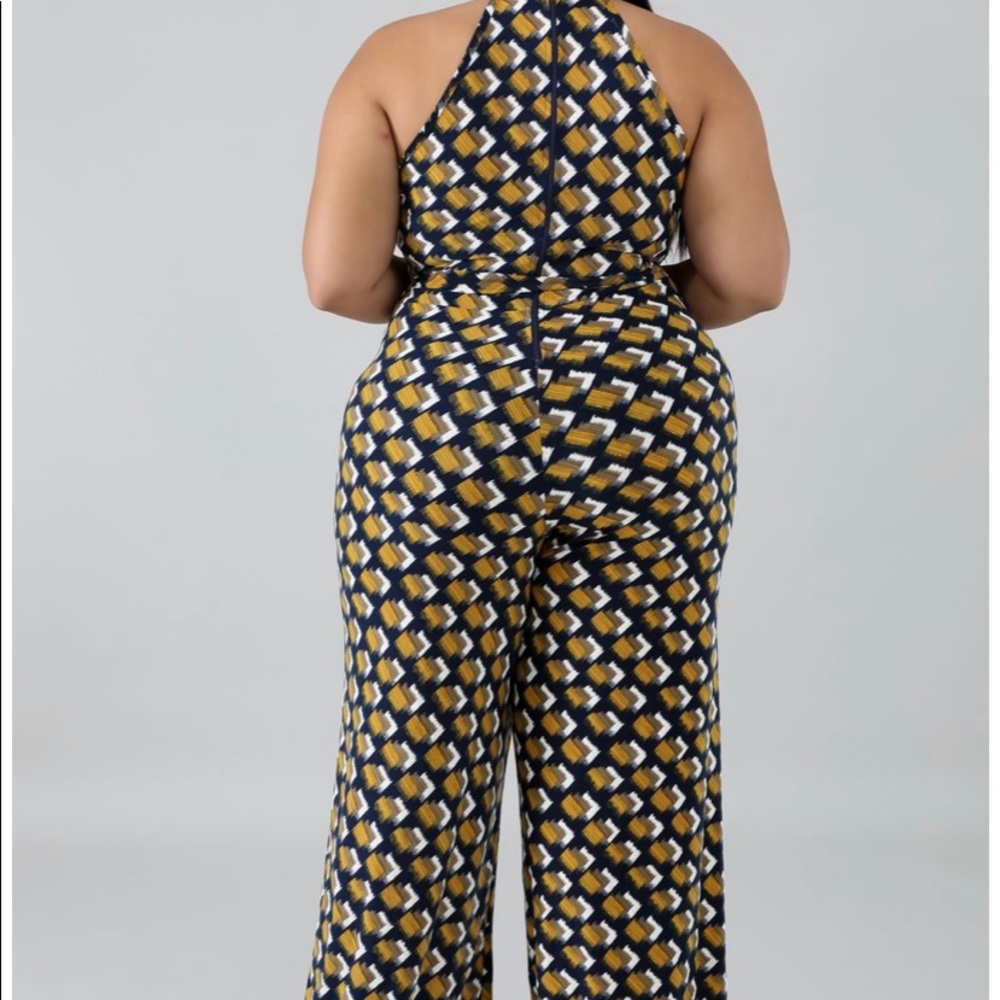 Blocker Romper - Picture 3 of 3